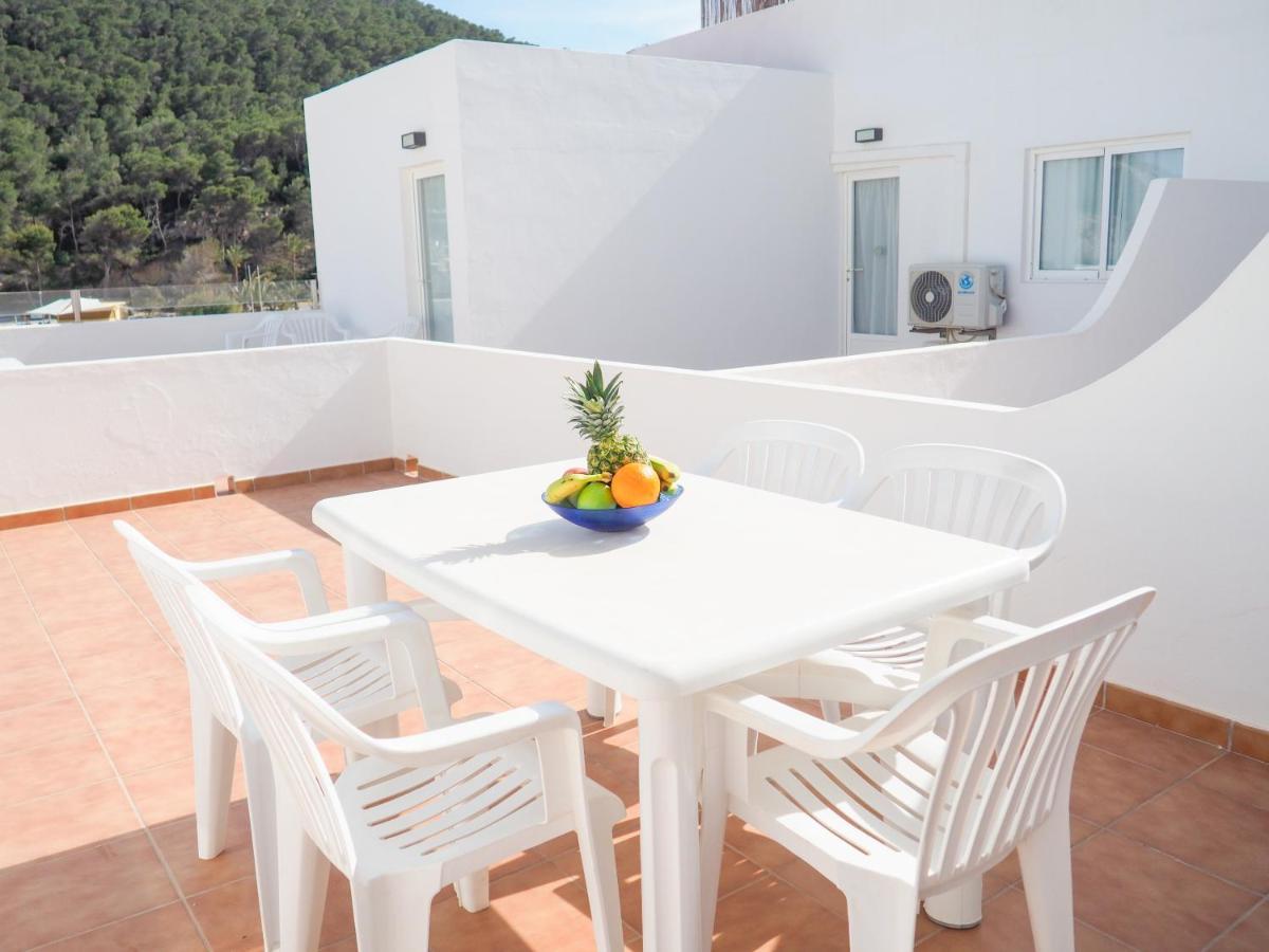 Apartamentos Cala Llonga Кала-Льонга Екстер'єр фото