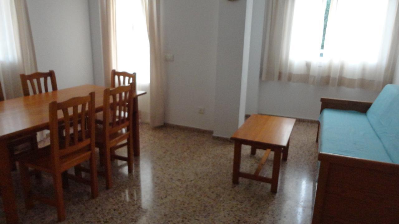 Apartamentos Cala Llonga Кала-Льонга Екстер'єр фото