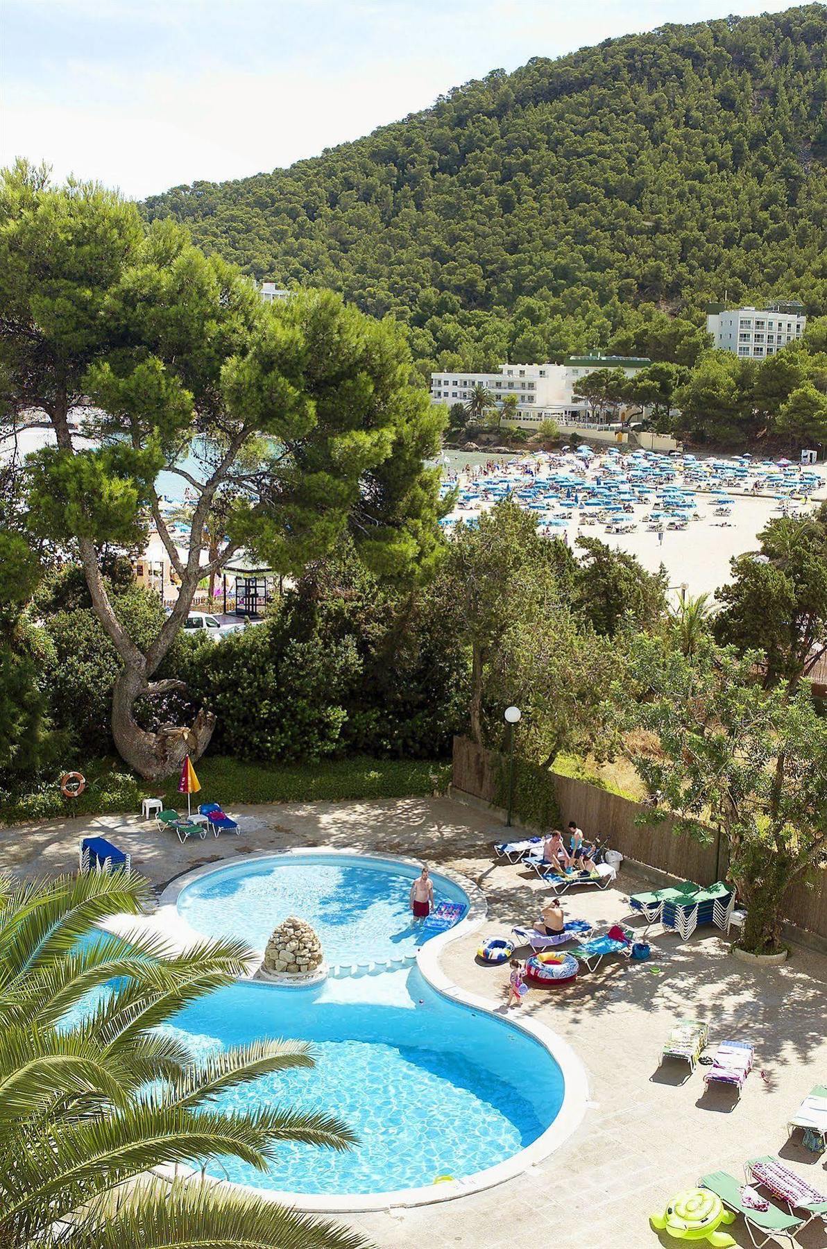 Apartamentos Cala Llonga Кала-Льонга Екстер'єр фото