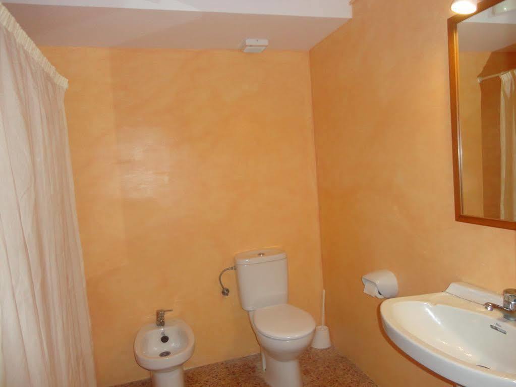 Apartamentos Cala Llonga Кала-Льонга Екстер'єр фото